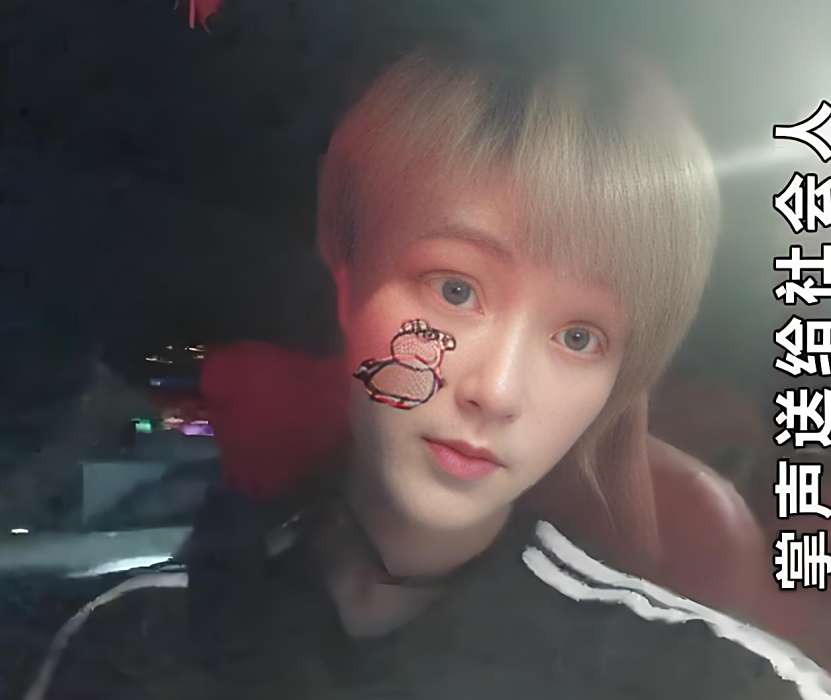 kaka卡卡… kaka卡卡…