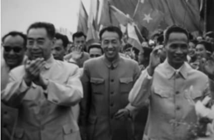 范文同（右）訪問中國