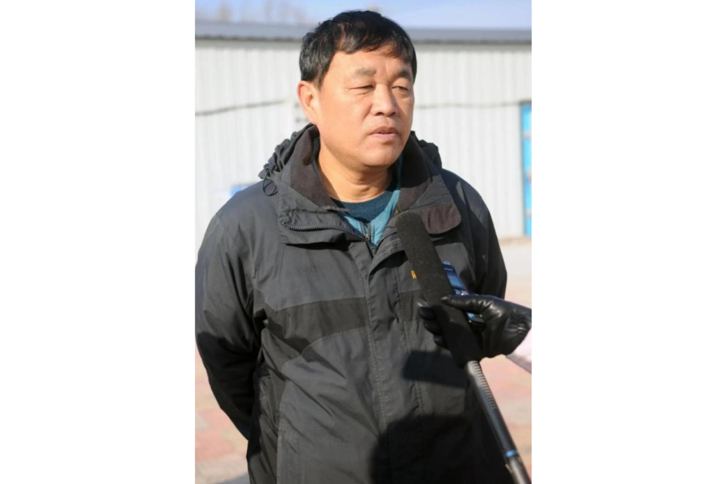 王宏(遼寧省果樹科學研究所蘋果研究室主任) 王宏(遼寧省果樹科學研究所蘋果研究室主任)