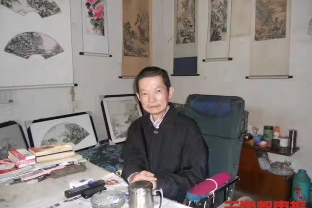 尹旭東(畫家) 尹旭東(畫家)