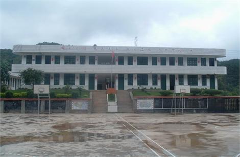 馬蚌鄉學校