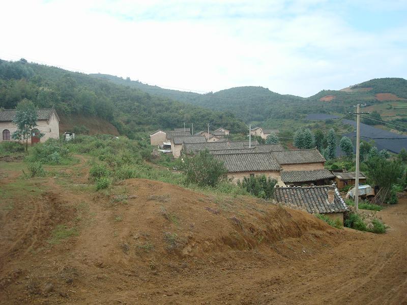 磺廠村(雲南省文山州文山縣德厚鎮下轄村) 磺廠村(雲南省文山州文山縣德厚鎮下轄村)