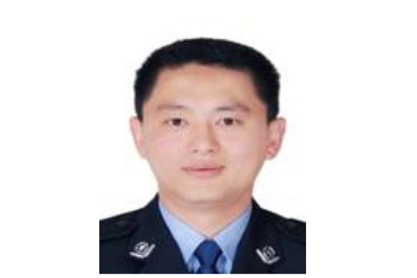 李海(安徽省安慶市太湖縣司法局黨組成員、副局長) 李海(安徽省安慶市太湖縣司法局黨組成員、副局長)