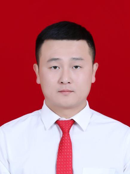 曹根(江西省九江市修水縣港口鎮黨委副書記) 曹根(江西省九江市修水縣港口鎮黨委副書記)