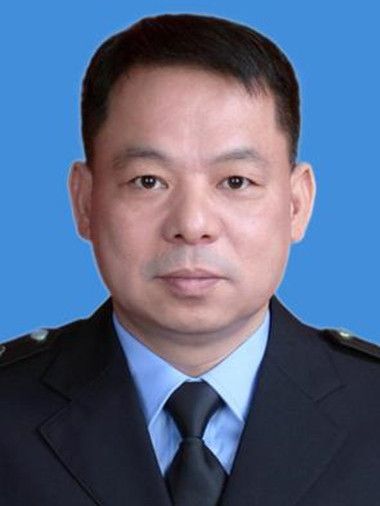 張茂清(湖南省韶山市市場監督管理局黨組書記、局長) 張茂清(湖南省韶山市市場監督管理局黨組書記、局長)