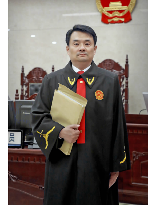 陸超(江蘇省無錫市中級人民法院審判委員會委員、智慧財產權審判庭庭長) 陸超(江蘇省無錫市中級人民法院審判委員會委員、智慧財產權審判庭庭長)