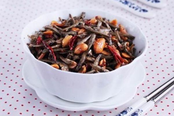 椒麻小魚乾 椒麻小魚乾