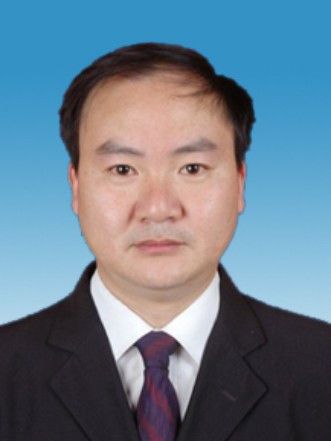 張濤(清鎮市人大常委會副主任、黨組成員)
