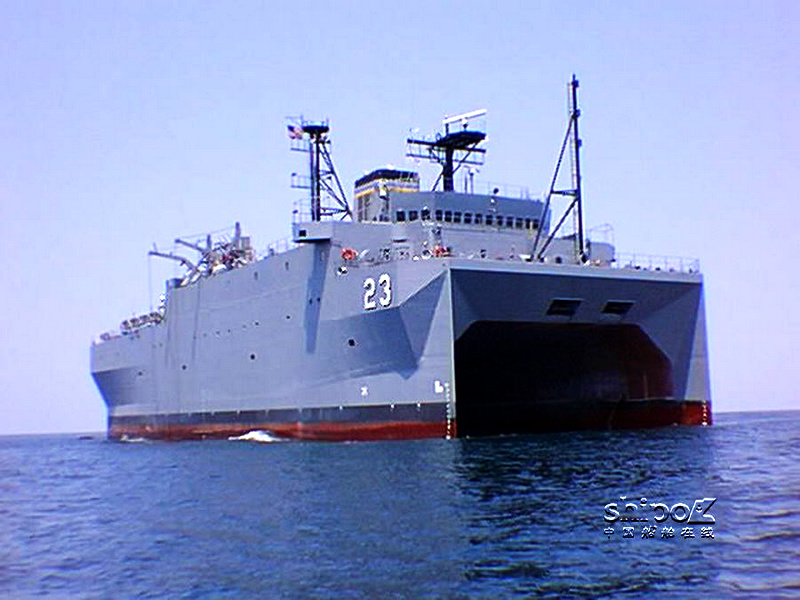 美國海軍潛艇監測船“無暇”號