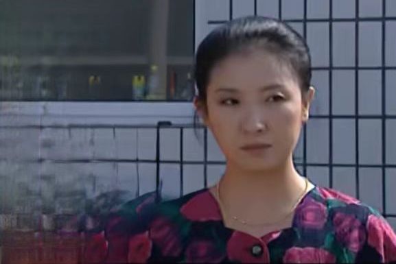 二鳳(農村題材劇《三連襟》中的角色)