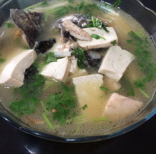 鯿魚豆腐湯