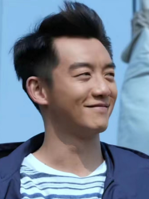 李非凡(愛情輕喜劇電影《臨時演員》中的男主角) 李非凡(愛情輕喜劇電影《臨時演員》中的男主角)