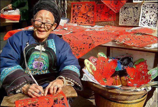 龍愛英 龍愛英