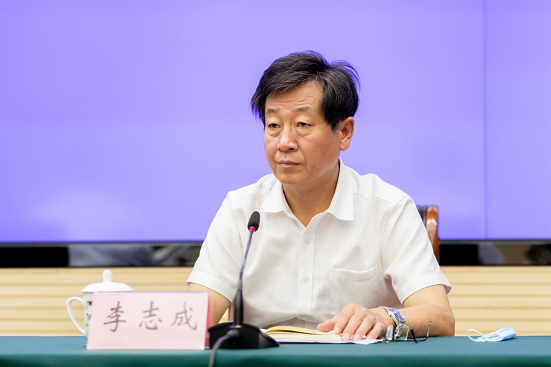 李志成(山西省通信管理局原一級巡視員) 李志成(山西省通信管理局原一級巡視員)