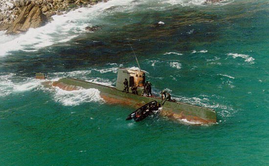朝鮮海軍的山高級小潛艇