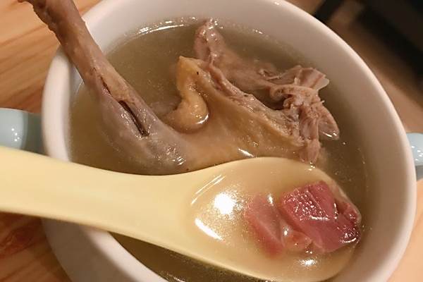 鴿子火腿湯 鴿子火腿湯