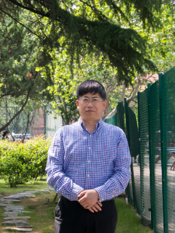 楊錫洪(青島科技大學教授) 楊錫洪(青島科技大學教授)