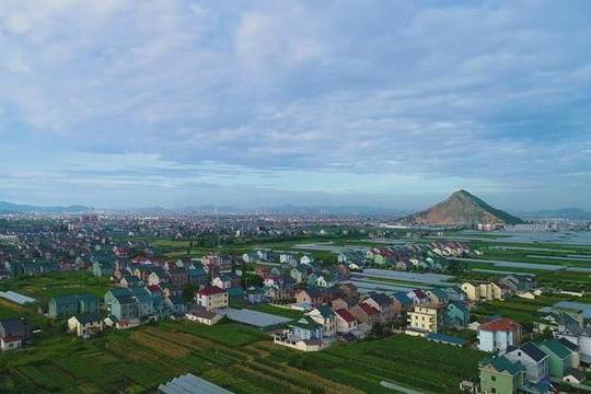 豐富村(浙江省紹興市上虞區蓋北鎮下轄村) 豐富村(浙江省紹興市上虞區蓋北鎮下轄村)