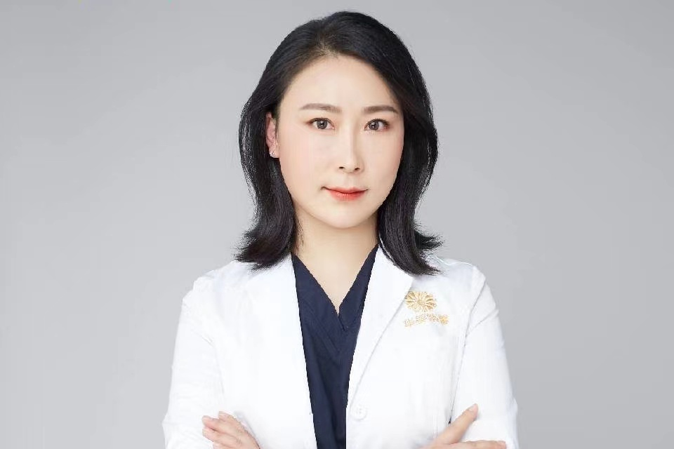 王譯苓 王譯苓