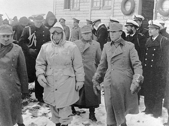 1948年，岡薩雷斯·魏地拉總統在奧希金斯南極科考站