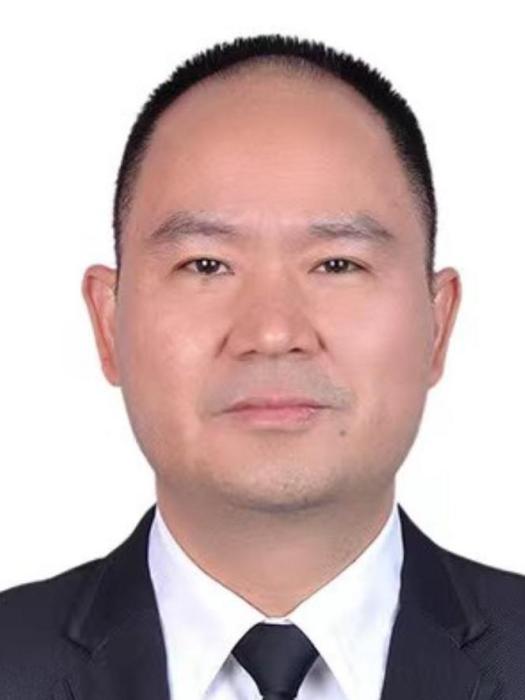 李偉華(福建省龍巖市上杭縣紀委常委,縣委巡察辦主任) 李偉華(福建省龍巖市上杭縣紀委常委,縣委巡察辦主任)