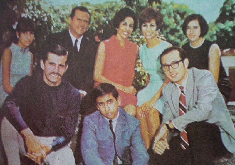 1968年，卡爾德拉一家人的合影