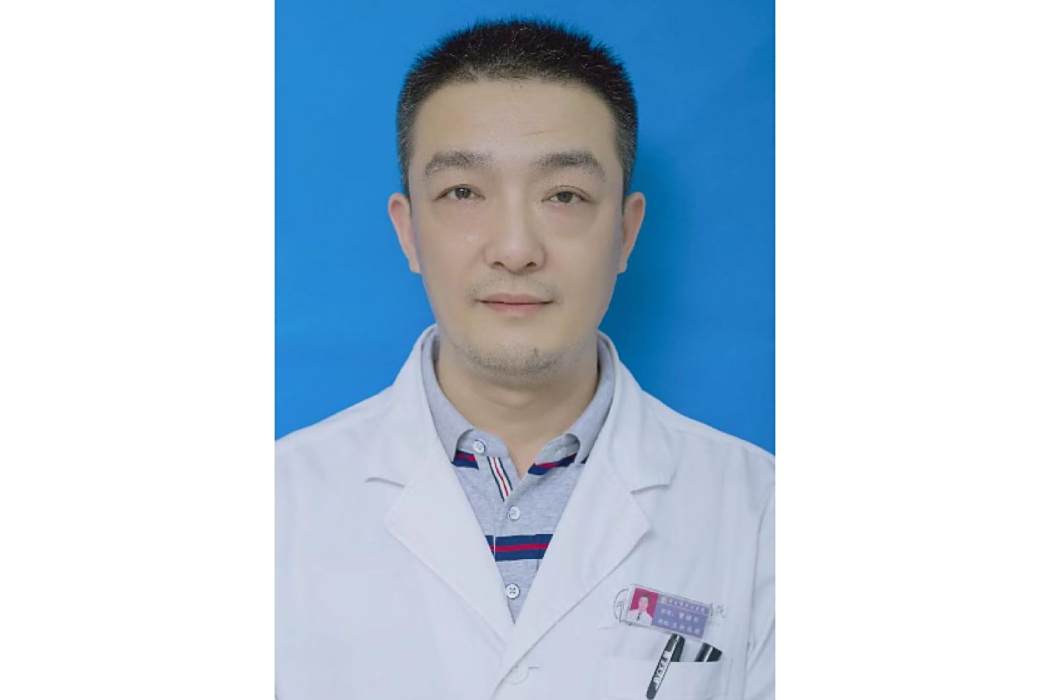 曹曉東(周口市中心醫院甲狀腺與乳腺外科醫師) 曹曉東(周口市中心醫院甲狀腺與乳腺外科醫師)