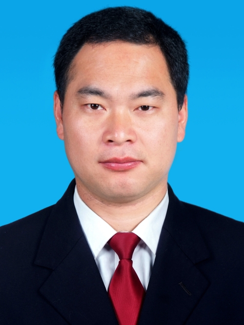 張雄偉(台州市仙居縣上張鄉武裝部長) 張雄偉(台州市仙居縣上張鄉武裝部長)