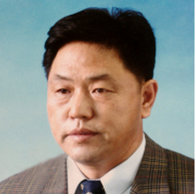 張瑞臣(中國書畫研究會理事長) 張瑞臣(中國書畫研究會理事長)