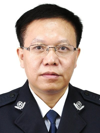 曾志敏(泉州市公安局原黨委委員) 曾志敏(泉州市公安局原黨委委員)