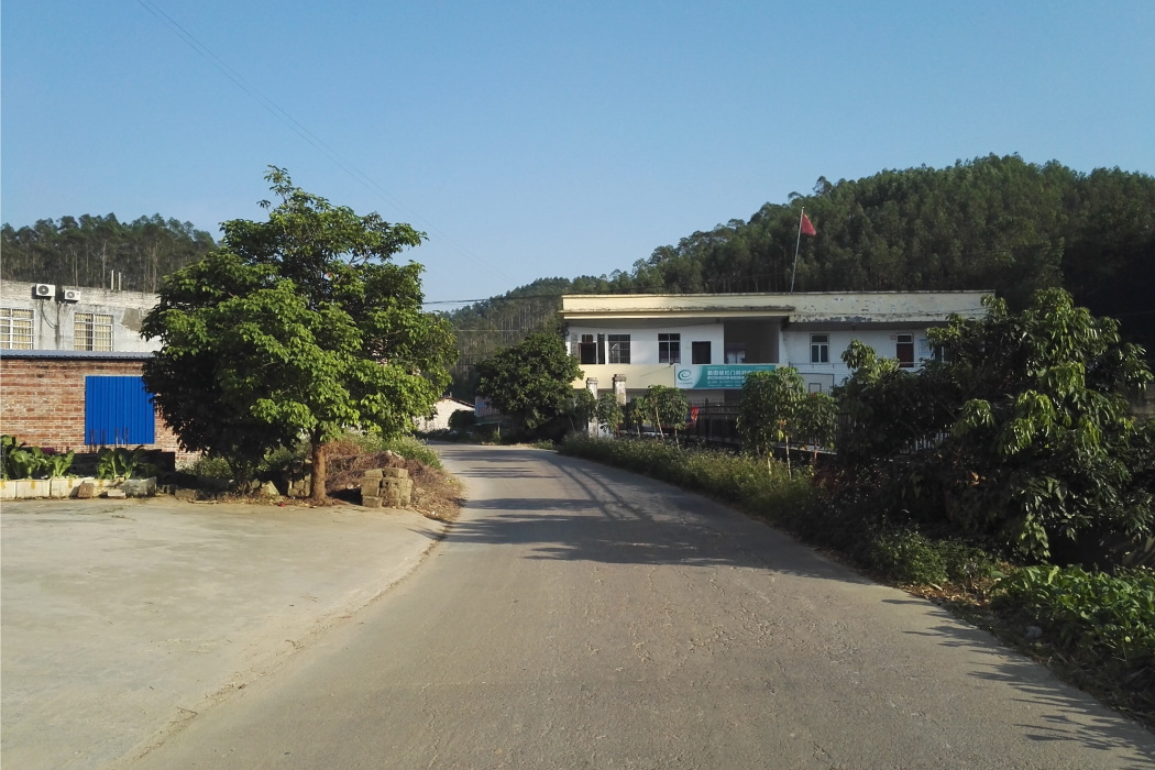 社門村(廣西壯族自治區玉林市博白縣新田鎮下轄村) 社門村(廣西壯族自治區玉林市博白縣新田鎮下轄村)