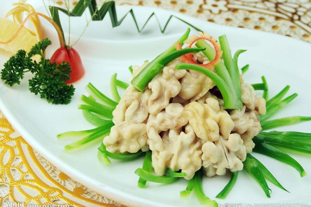桃仁魚角 桃仁魚角