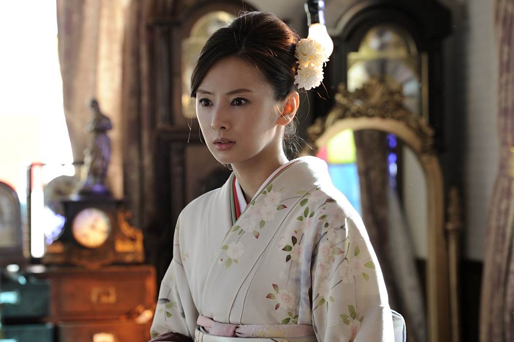 笠原祥子(電視劇《黑色樹海》中的角色,由北川景子飾演) 笠原祥子(電視劇《黑色樹海》中的角色,由北川景子飾演)