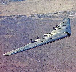 噴氣式飛翼YB49