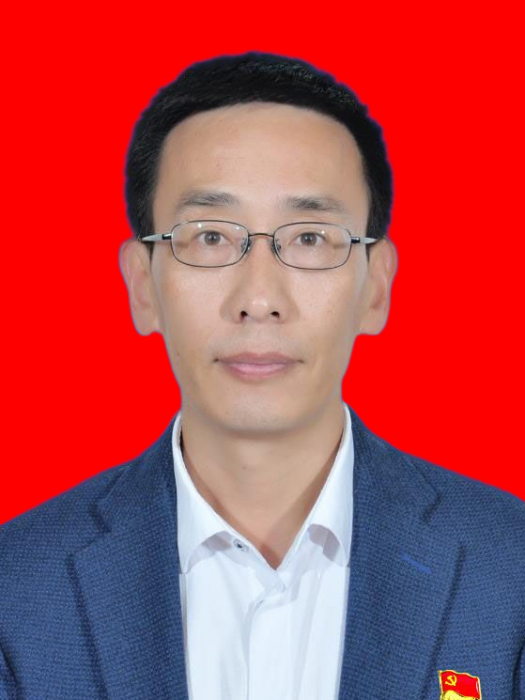 李文勇(四川省阿壩藏族羌族自治州黑水縣委常委、縣委辦主任) 李文勇(四川省阿壩藏族羌族自治州黑水縣委常委、縣委辦主任)