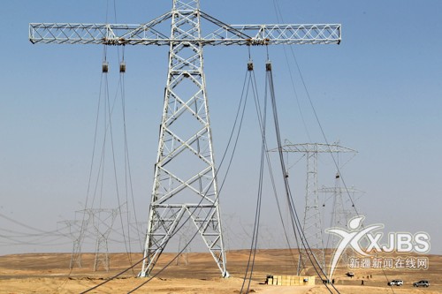 新疆特高壓輸電線路