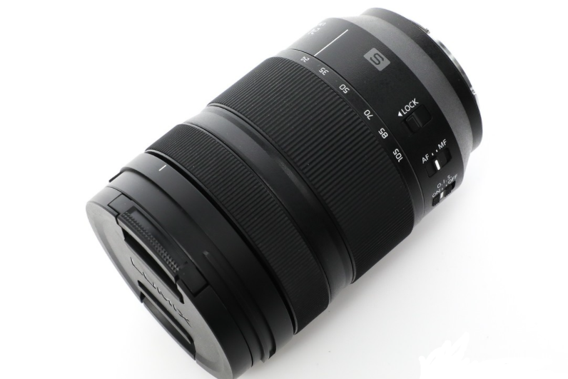 松下LUMIX S 24-105mm F/4 Macro OIS 松下LUMIX S 24-105mm F/4 Macro OIS