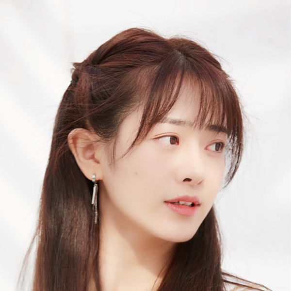 李茉