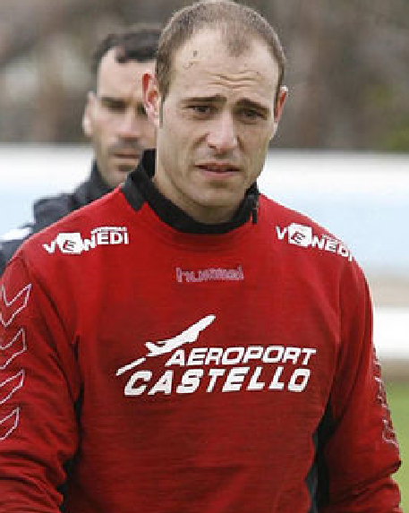 卡洛斯·桑切斯(西班牙足球運動員)