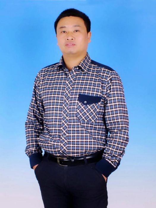 余孝忠(龍游縣第二高級中學教學副校長) 余孝忠(龍游縣第二高級中學教學副校長)