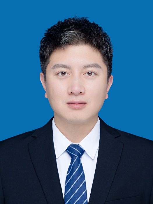 葉雨(重慶市南岸區彈子石街道辦事處副主任)