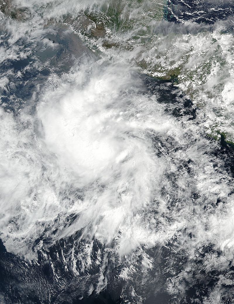 熱帶風暴艾德里安 衛星雲圖