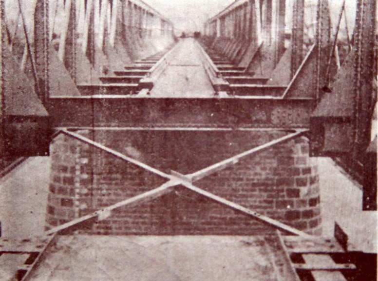 1930年代平漢鐵路上的漯河鐵橋