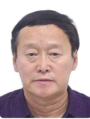 鄭海濤(黑龍江林口縣種畜場原黨支部書記、場長) 鄭海濤(黑龍江林口縣種畜場原黨支部書記、場長)