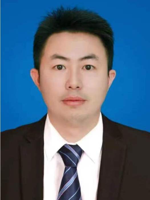 謝勇(湖南省湘鄉市住房和城鄉建設局黨委委員、副局長) 謝勇(湖南省湘鄉市住房和城鄉建設局黨委委員、副局長)