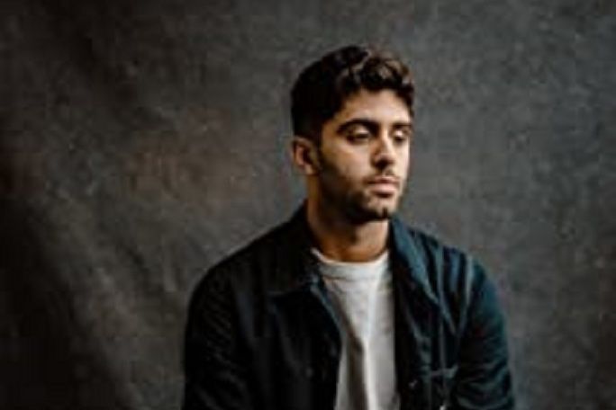 Arian Nik Arian Nik