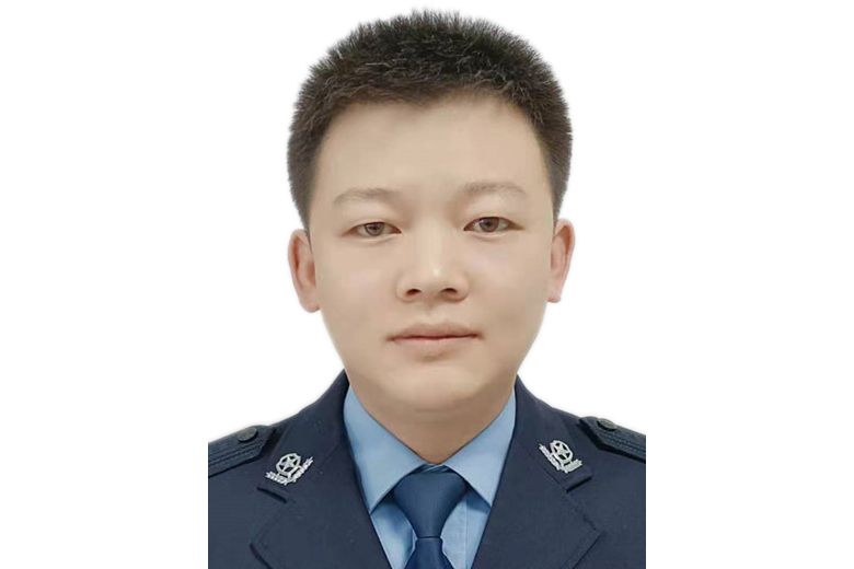 高雲龍(山東省濰坊市昌樂縣公安局營丘派出所原四級輔警) 高雲龍(山東省濰坊市昌樂縣公安局營丘派出所原四級輔警)