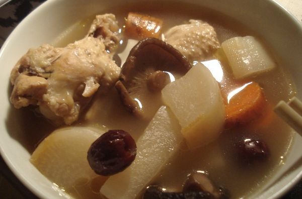 雞湯蘿蔔 雞湯蘿蔔