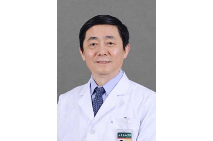 何小東(北京協和醫院基本外科主任醫師) 何小東(北京協和醫院基本外科主任醫師)