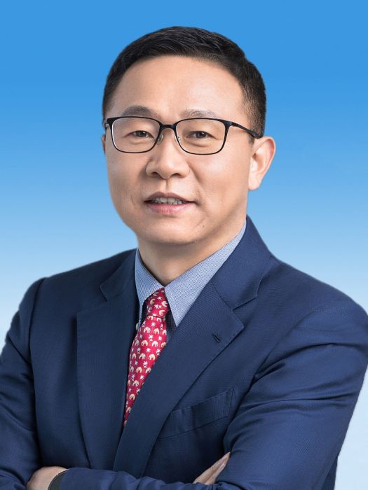 汪濤(華為公司董事會成員、常務董事、ICT基礎設施業務管理委員會主任) 汪濤(華為公司董事會成員、常務董事、ICT基礎設施業務管理委員會主任)